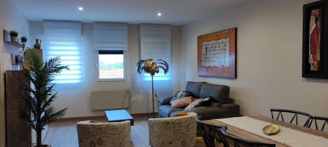 Divina 10 Apartment Avilés Екстериор снимка