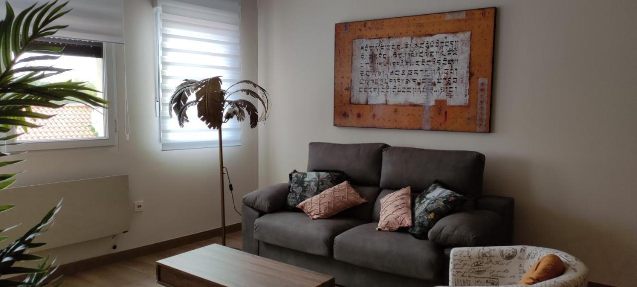Divina 10 Apartment Avilés Екстериор снимка